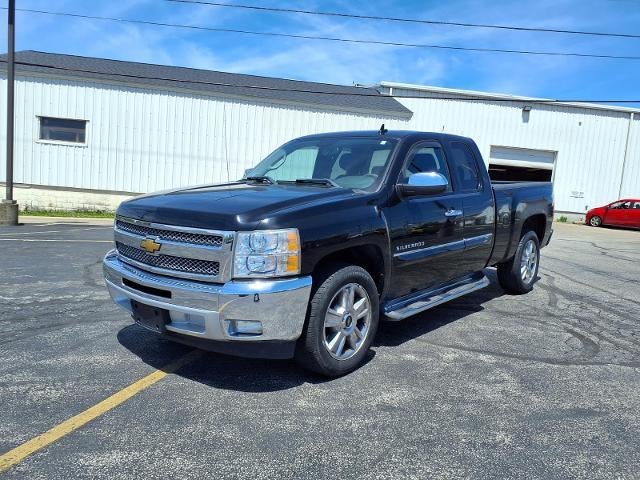 2012 Chevrolet Silverado 1500 LT in Black — front three-quarter view